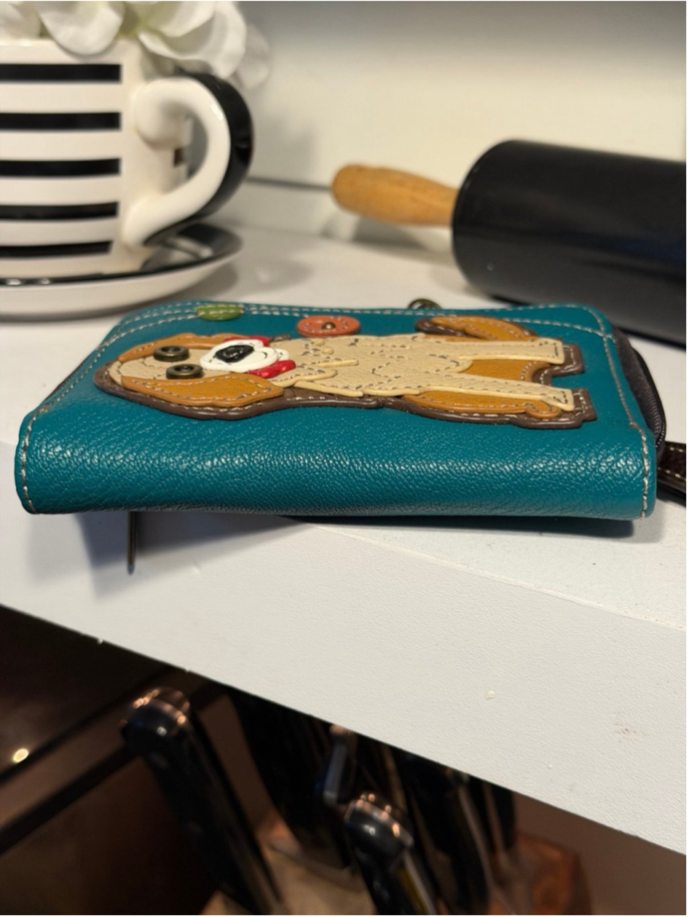 NWT CHALA GOLDEN RETRIEVER DOG ZIPPERED BIFOLD WALLET FAUX LEATHER TURQUOISE - Picture 8 of 10